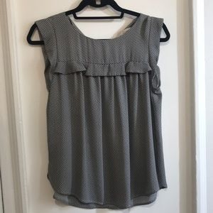 Black and white patterned top